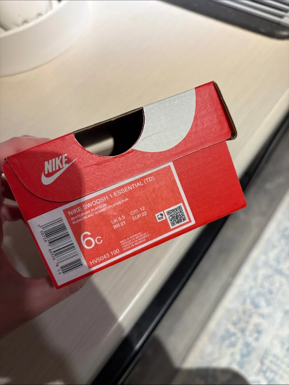 Nike bright red